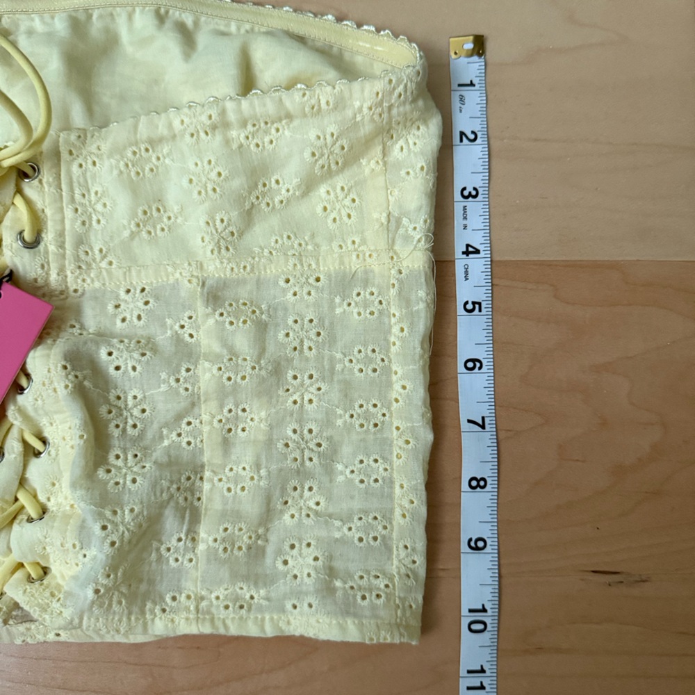 NWT Women yellow eyelet‎ corset top 
 whimsigoth Y2K fairycore coquette size M - Picture 6 of 11